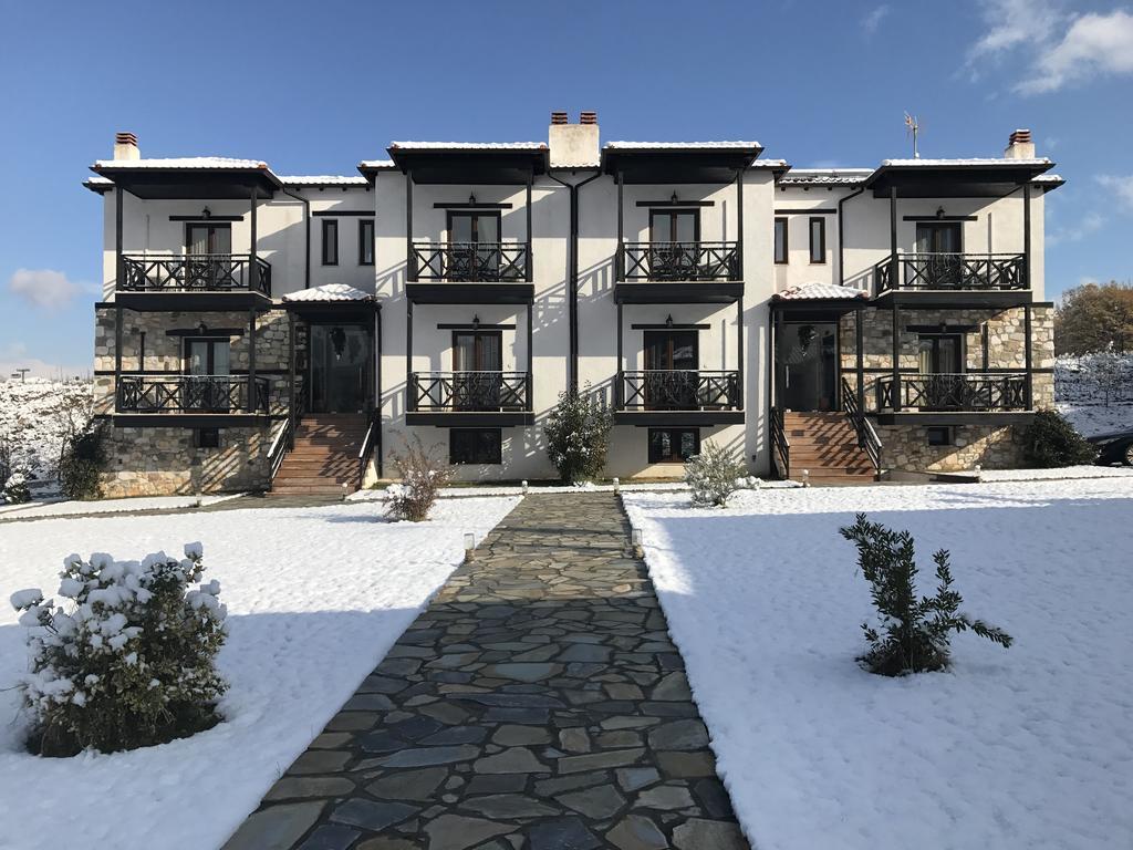 Paroraia Hotel Ángisztro Kültér fotó