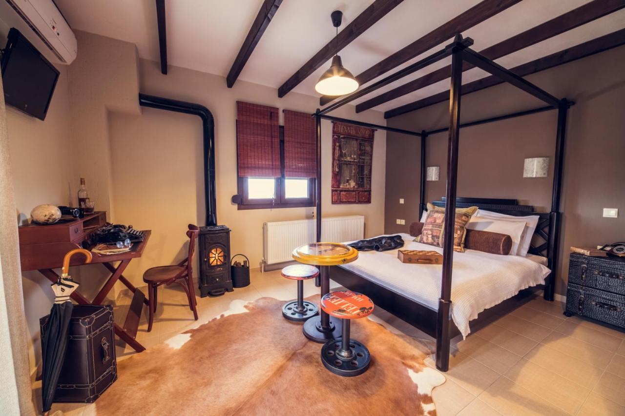 Paroraia Hotel Ángisztro Kültér fotó