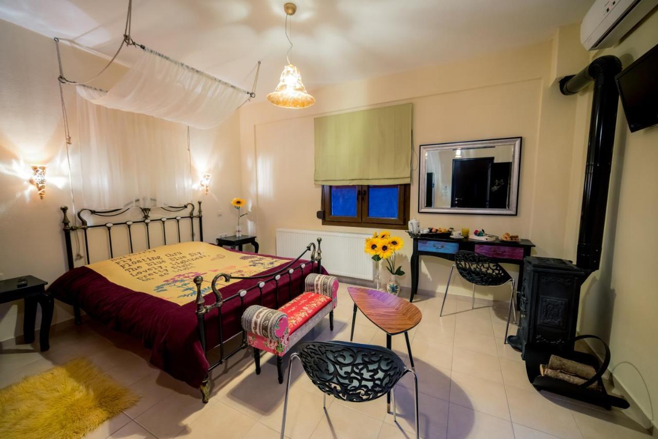 Paroraia Hotel Ángisztro Kültér fotó